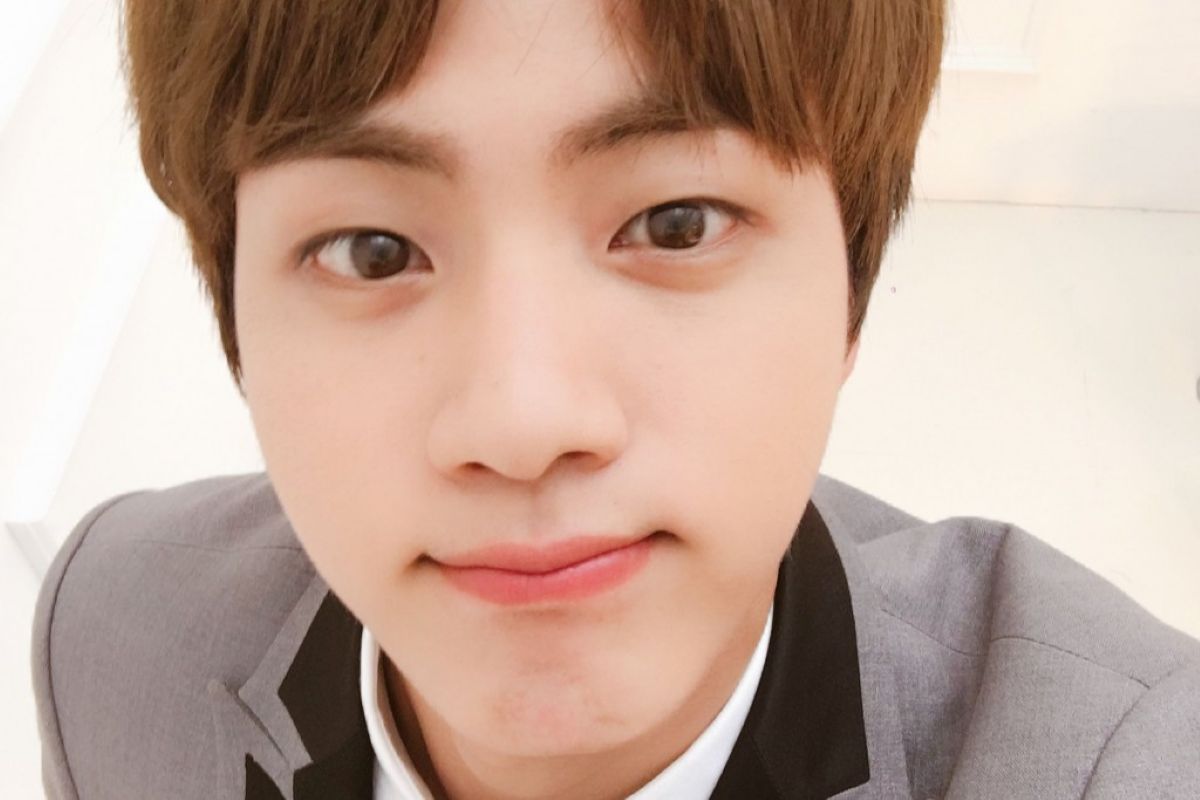 출처: 진 SNS
