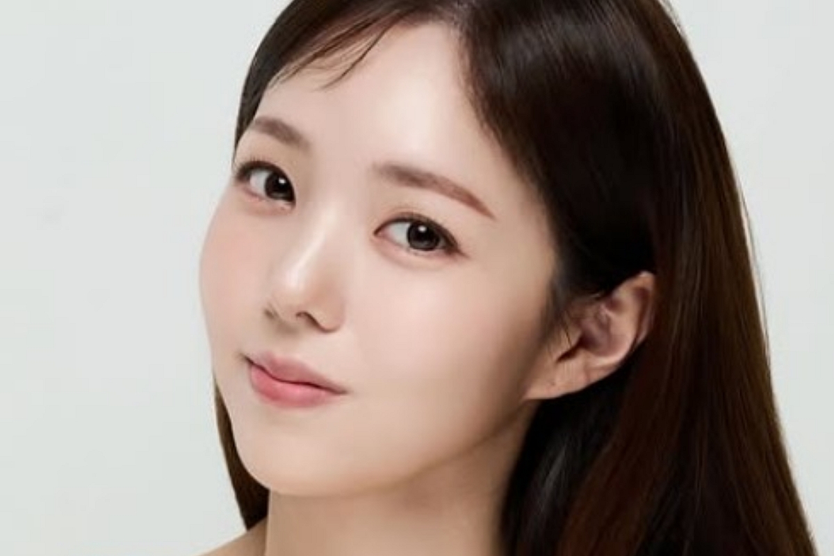 출처: 채수빈 SNS
