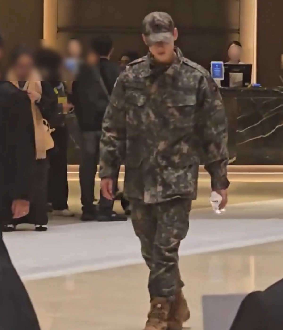 출처 : 온라인 커뮤니티
