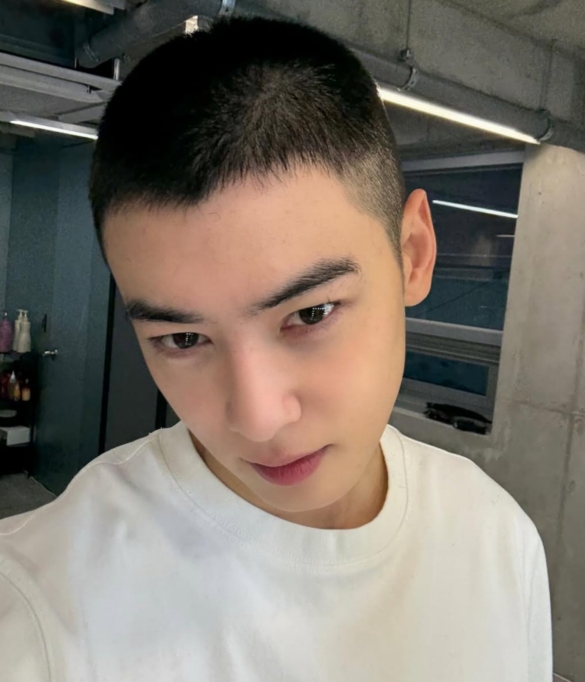 출처 : 차은우 SNS