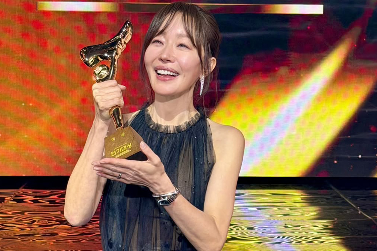 출처 : 엄지원 SNS